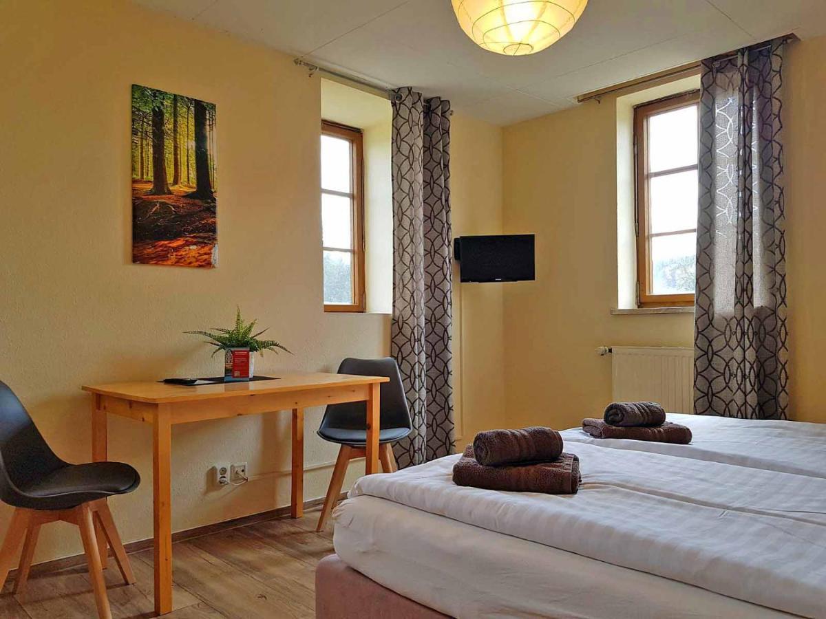 Thueringer Landhotel Edelhof Uhlstadt-Kirchhasel ภายนอก รูปภาพ