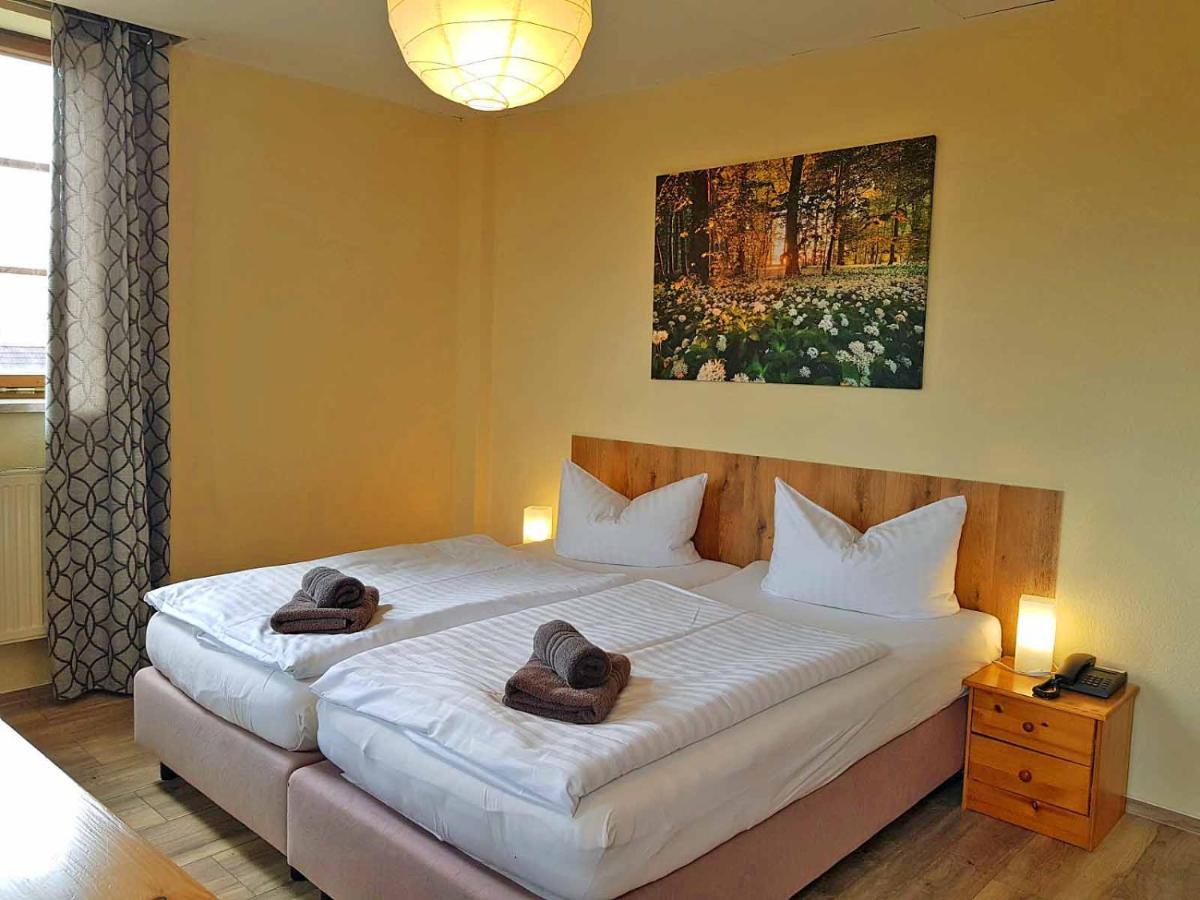 Thueringer Landhotel Edelhof Uhlstadt-Kirchhasel ภายนอก รูปภาพ