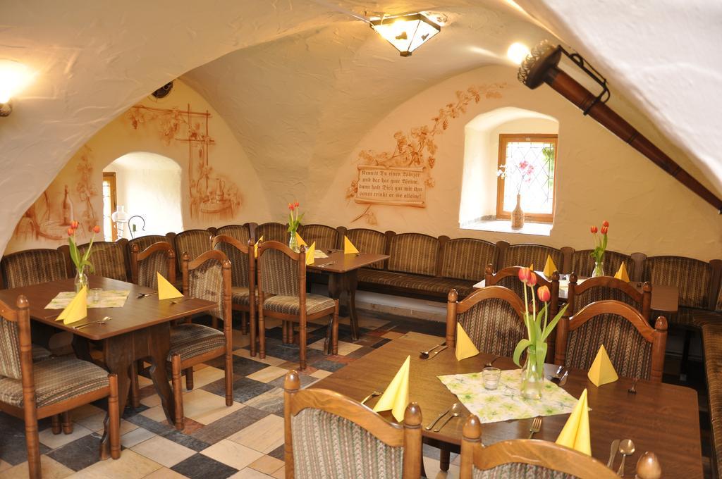 Thueringer Landhotel Edelhof Uhlstadt-Kirchhasel ภายนอก รูปภาพ