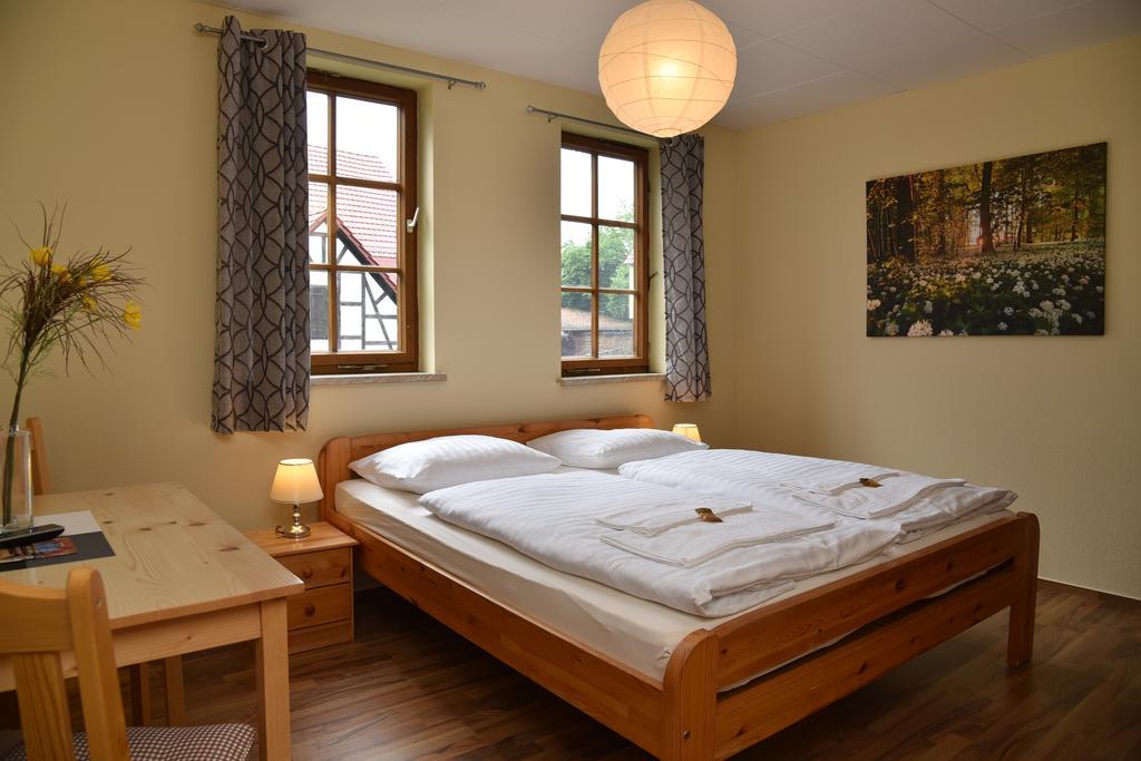 Thueringer Landhotel Edelhof Uhlstadt-Kirchhasel ภายนอก รูปภาพ