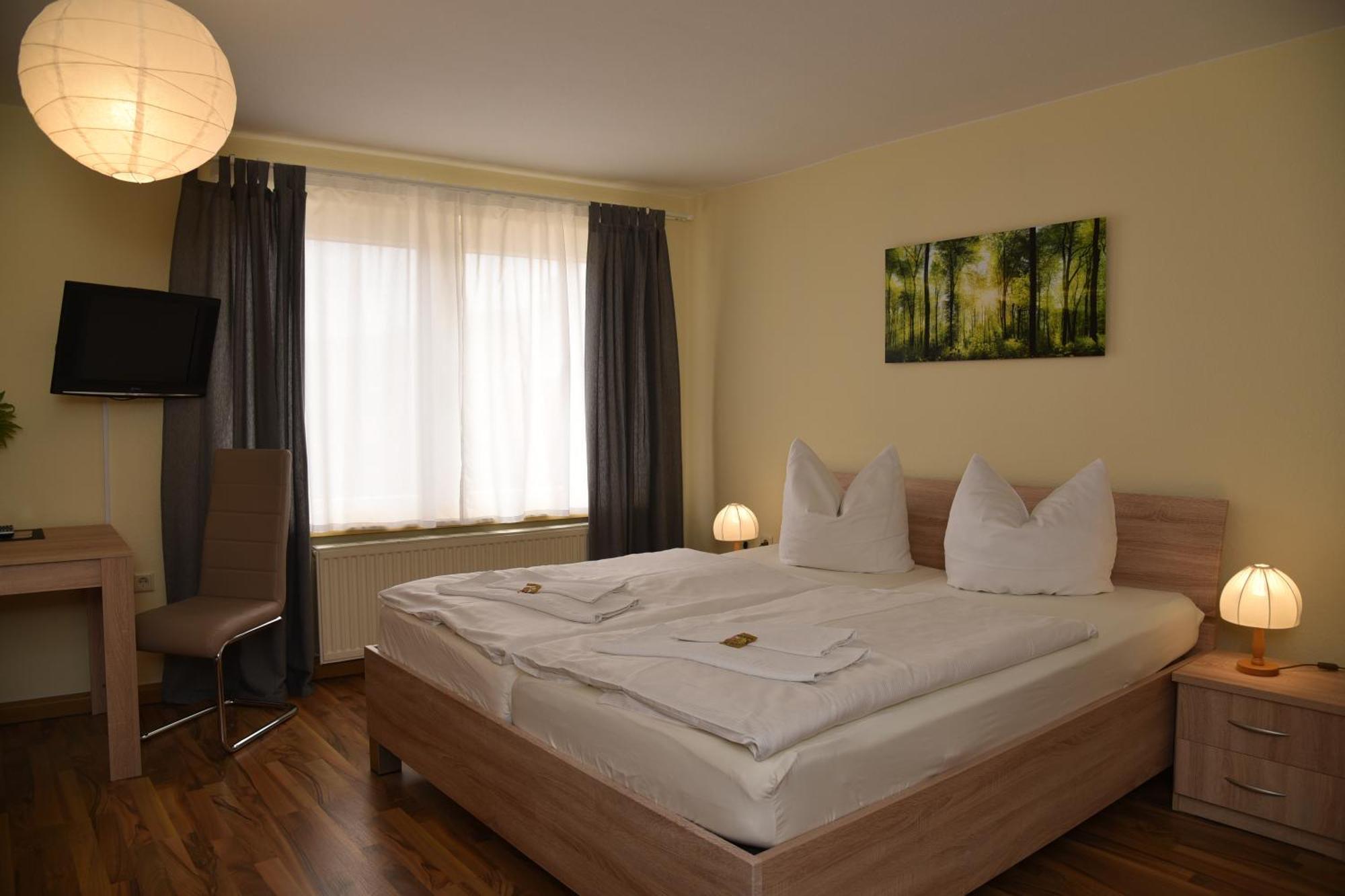 Thueringer Landhotel Edelhof Uhlstadt-Kirchhasel ภายนอก รูปภาพ
